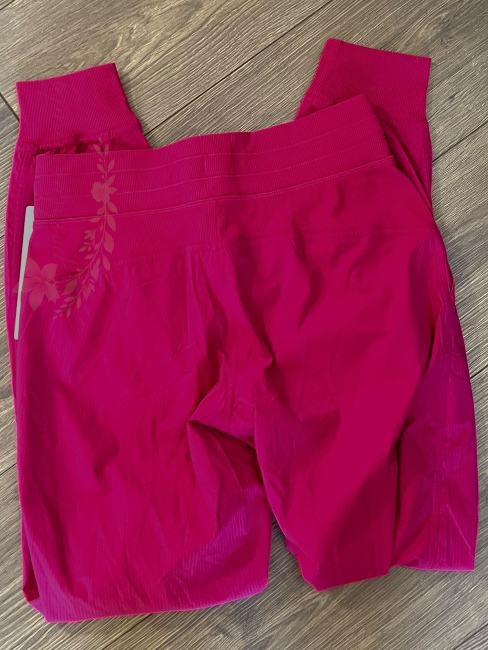 Lululemon Dance Studio Mid Rise Jogger Full Length Passionate NWT Size 4 - Picture 3 of 6